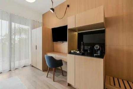 Urbanica The Euclid - 40