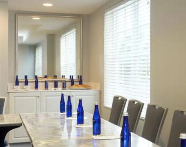 Blue Moon, Autograph Collection - 20