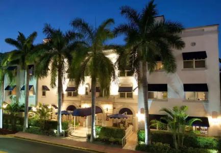 Blue Moon, Autograph Collection - 24