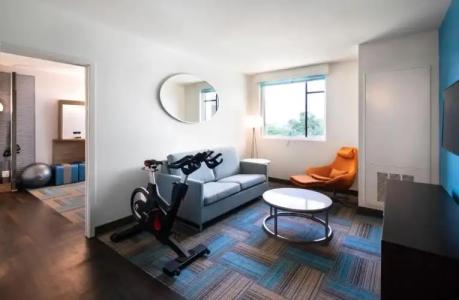 EVEN MIAMI - AIRPORT by IHG - 100