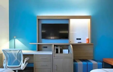 EVEN MIAMI - AIRPORT by IHG - 90