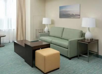 DoubleTree by Hilton Miami - 35