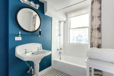 Miami River Inn - 10