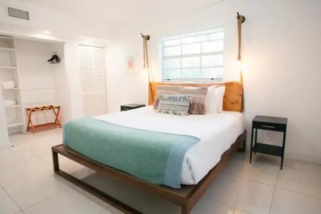 Miami River Inn - 45