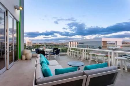 Wyndham Garden Miami International Airport - 7