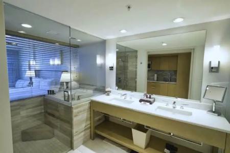 Real Select at The Ritz-Carlton Residences, Waikiki Beach - 85