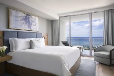 Real Select at The Ritz-Carlton Residences, Waikiki Beach - 1