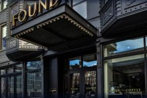 Found Hotel Chicago River North, Chicago