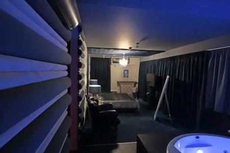 Madison & Suites - Adults Only - 24