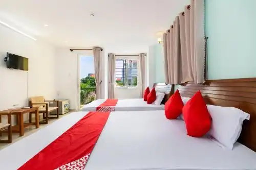 Green Garden Residence by OYO Rooms - 12