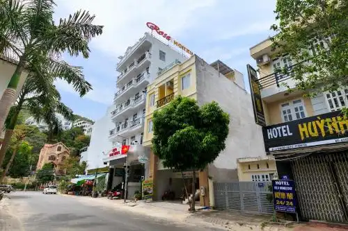 Green Garden Residence by OYO Rooms - 26
