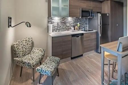 Element Dallas Downtown East - 14