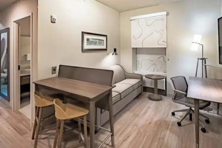 Element Dallas Downtown East - 39