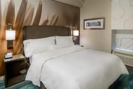 Element Dallas Downtown East - 20