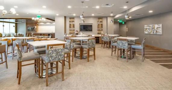 Element Dallas Downtown East - 18