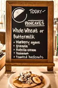 Element Dallas Downtown East - 9