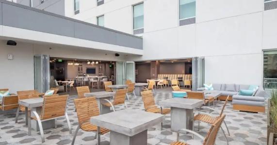 Element Dallas Downtown East - 16