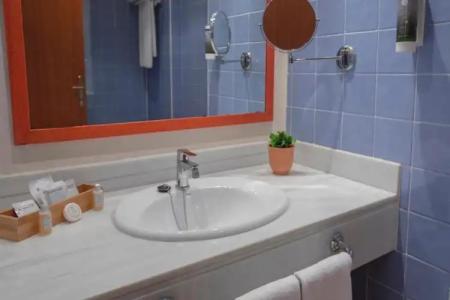 HM Mar Blau Aparthotel - 11