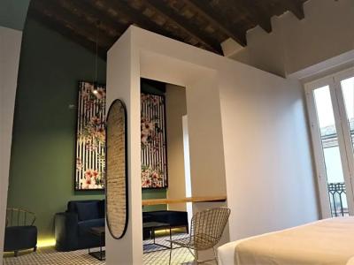 YOU & CO. Quart Boutique Mini-hotel - 39