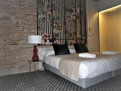 YOU & CO. Quart Boutique Mini-hotel - 57