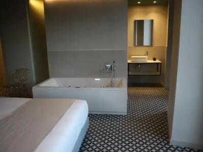 YOU & CO. Quart Boutique Mini-hotel - 125