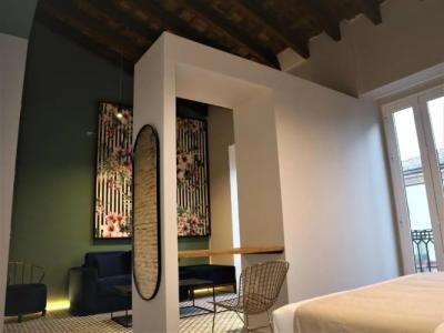 YOU & CO. Quart Boutique Mini-hotel - 80