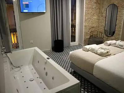 YOU & CO. Quart Boutique Mini-hotel - 111