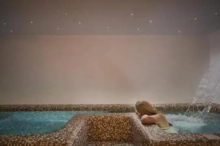 Alleys All-Suite & Spa - 20