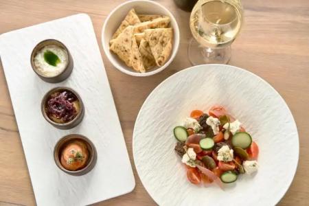 Alleys All-Suite & Spa - 97