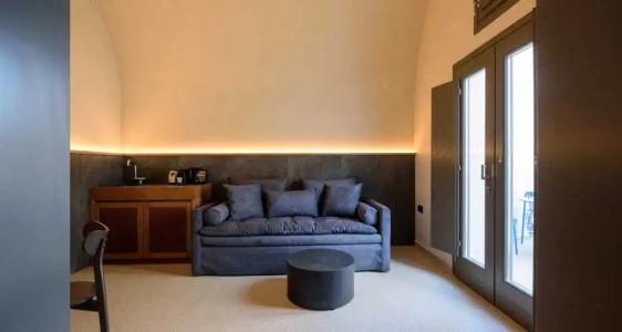 Alleys All-Suite & Spa - 43