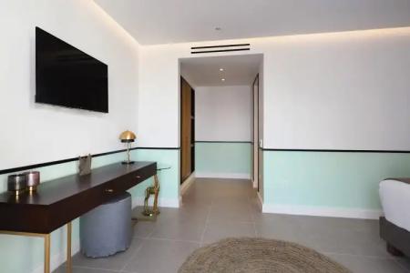 Alleys All-Suite & Spa - 188