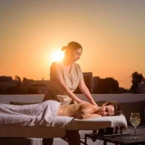 Alleys All-Suite & Spa - 51