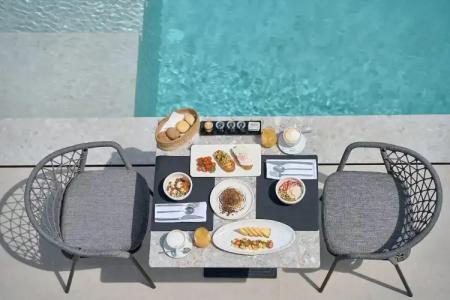 Alleys All-Suite & Spa - 10