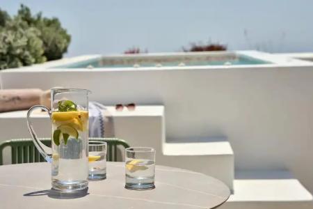 Alleys All-Suite & Spa - 8