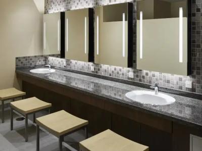 JAL City Sapporo Nakajima Park - 9