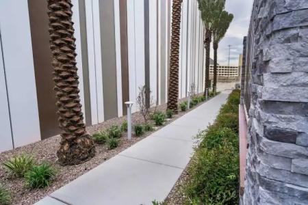Home2 Suites by Hilton Las Vegas Stadium District - 20