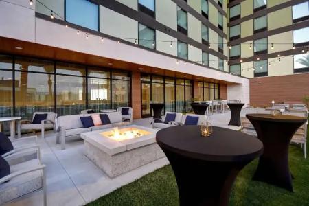 Home2 Suites by Hilton Las Vegas Convention Center - 24