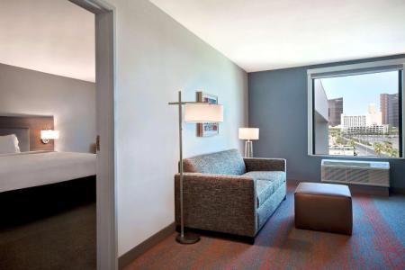 Home2 Suites by Hilton Las Vegas Convention Center - 5