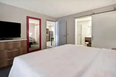 Home2 Suites by Hilton Las Vegas Convention Center - 29