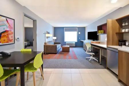 Home2 Suites by Hilton Las Vegas Convention Center - 8