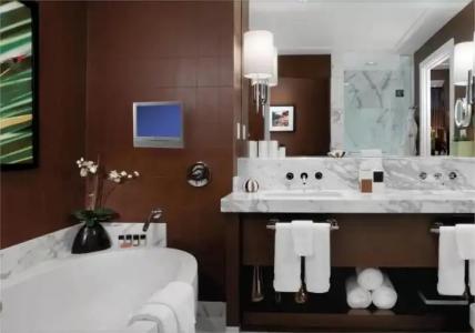 Red Rock Casino Resort & Spa - 8