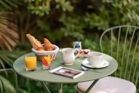 Hôtel des Grandes Ecoles - 12