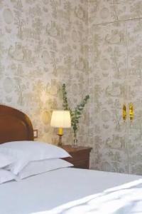 Hôtel des Grandes Ecoles - 82