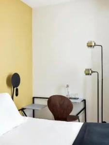 New le Voltaire - 17