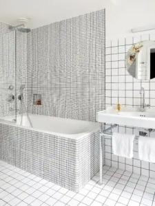 New le Voltaire - 22