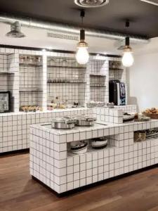 New le Voltaire - 28