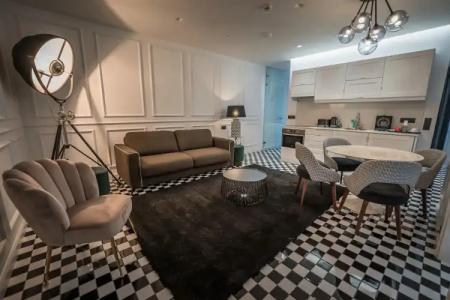 HOLM Boutique &Spa - IK Collection - 11