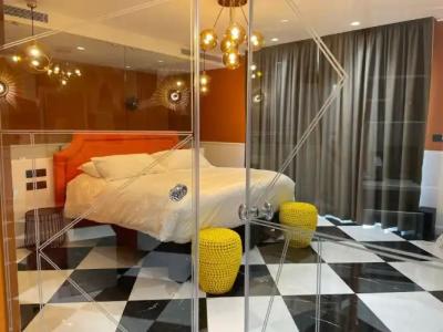 HOLM Boutique &Spa - IK Collection - 201