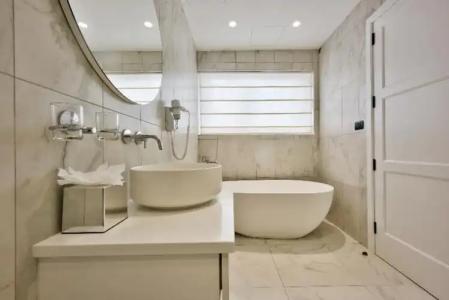 HOLM Boutique &Spa - IK Collection - 84