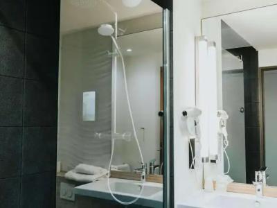 Ibis Rouen Centre Rive Gauche Mermoz - 8